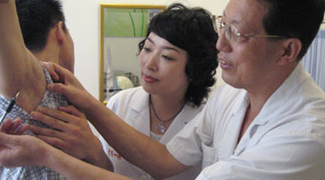 狐臭是什么造成的